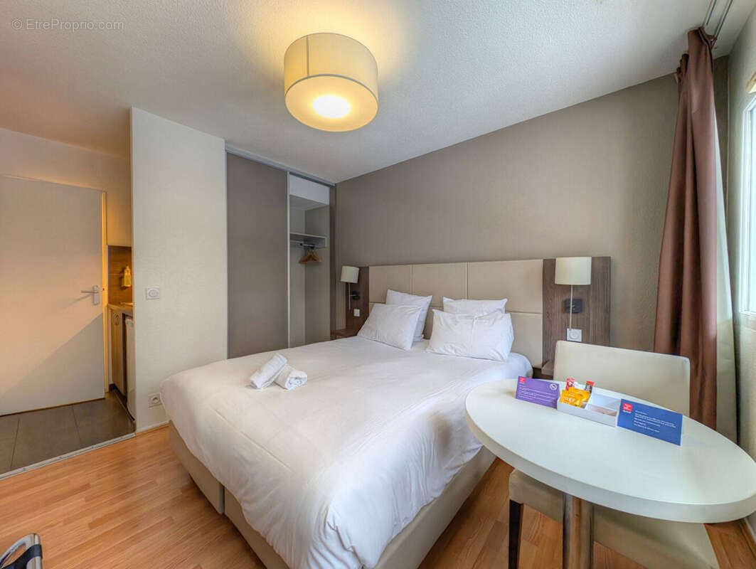 Appartement Courbevoie 1 pièce 17,70 m2 - photo 2