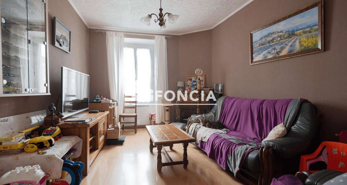 Appartement à CORBEIL-ESSONNES