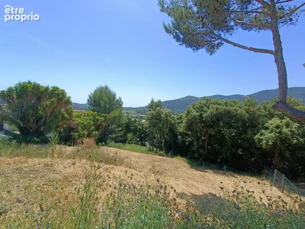 Terrain à PEGOMAS
