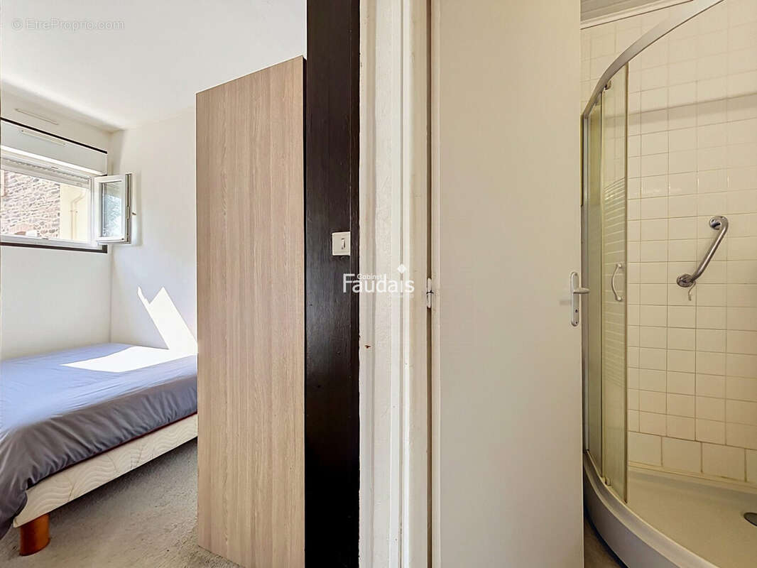 Appartement 40 m² à Barneville-Carteret  - photo 8