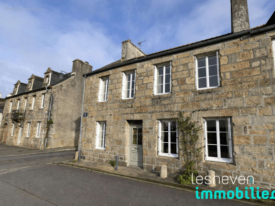 Maison à LESNEVEN