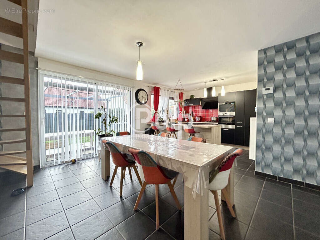 Maison à MAZINGARBE