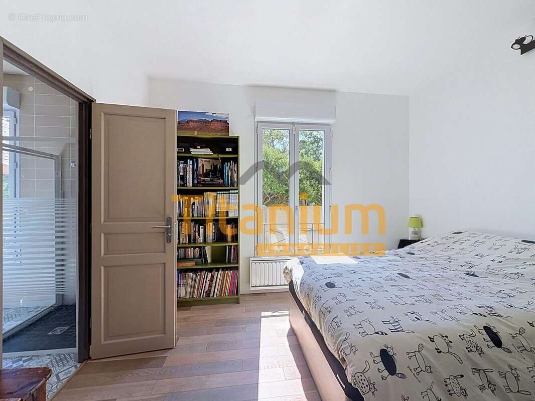 Maison 154 m² à Osny  - photo 7