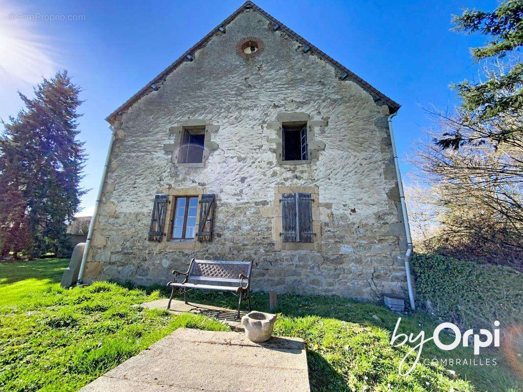 Maison à SAINT-HILAIRE