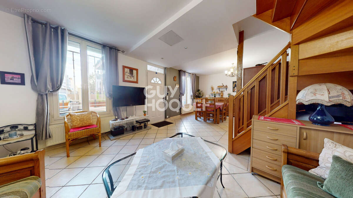 Maison à ERMONT
