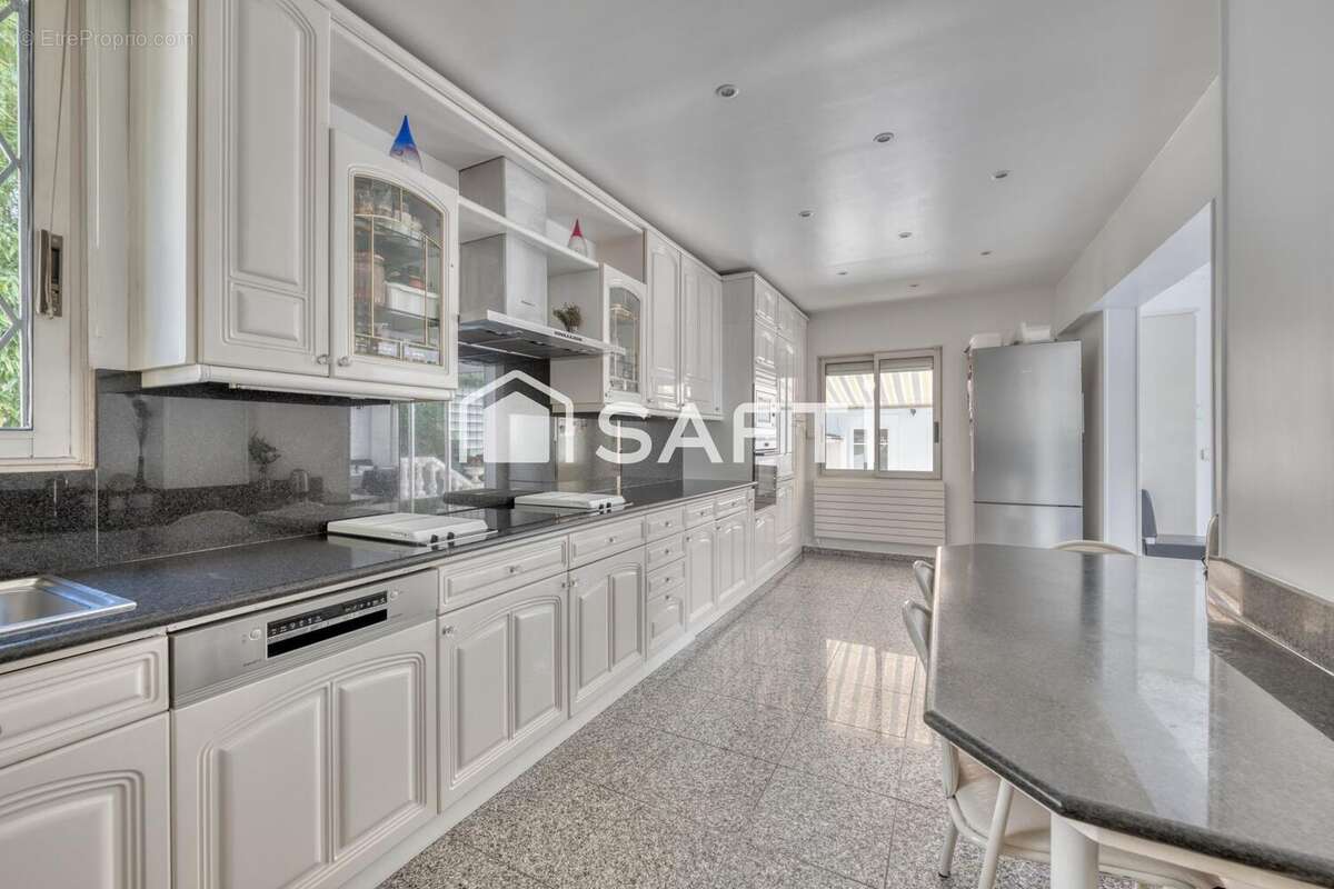 Photo 8 - Maison à LE PERREUX-SUR-MARNE