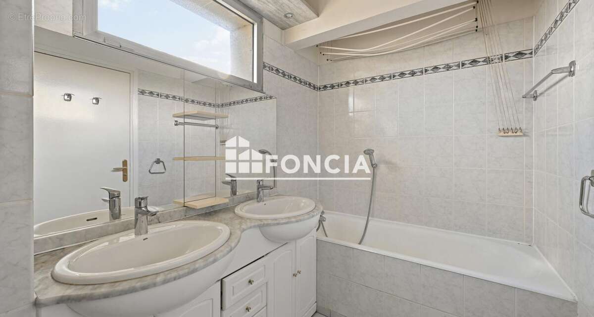 Appartement à SEVRES