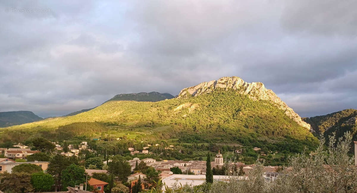 Maison à BUIS-LES-BARONNIES