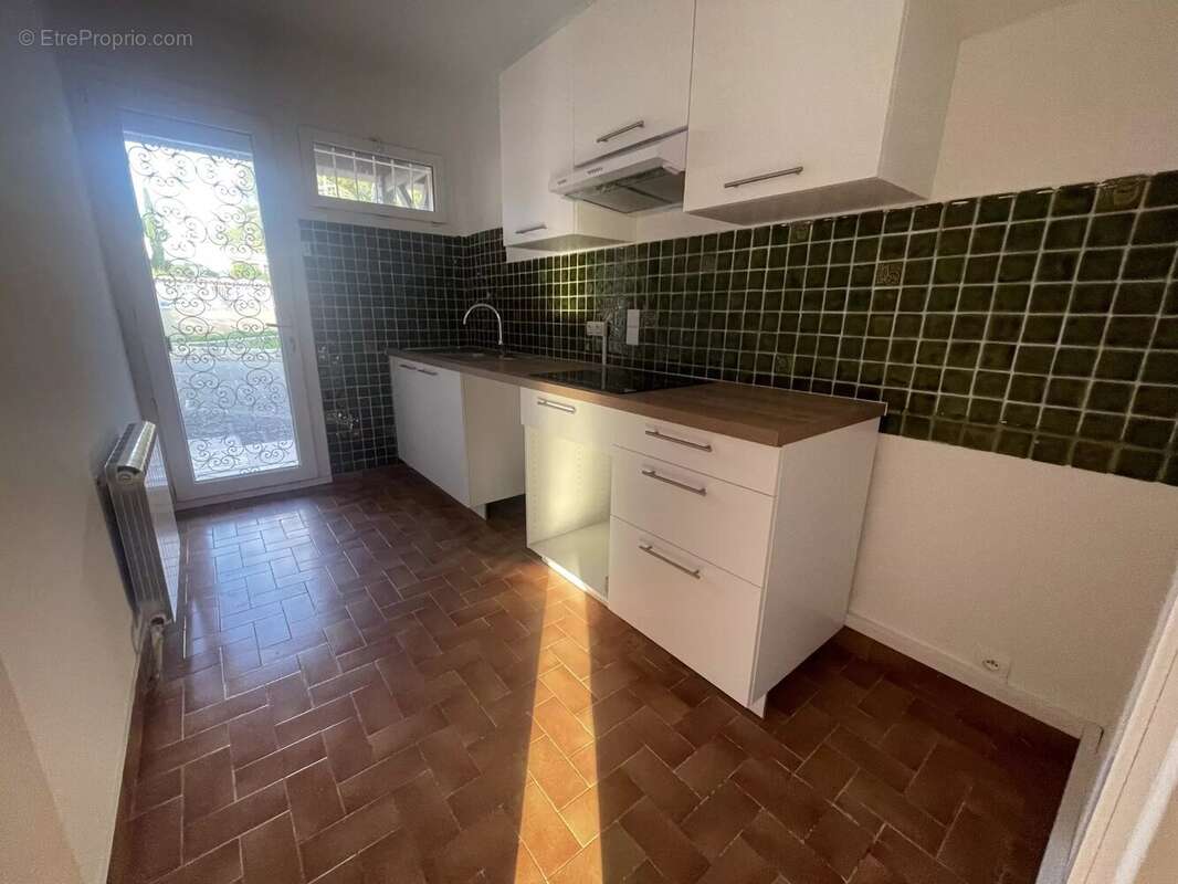 Maison à PELISSANNE