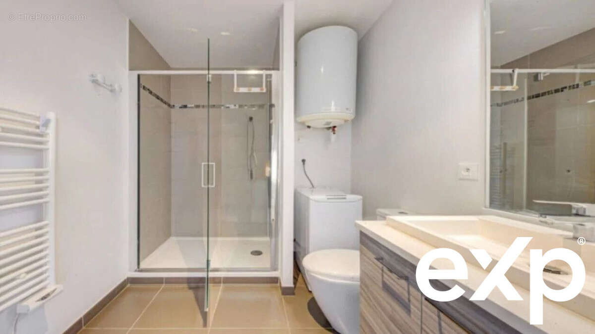 Appartement à PARIS-20E