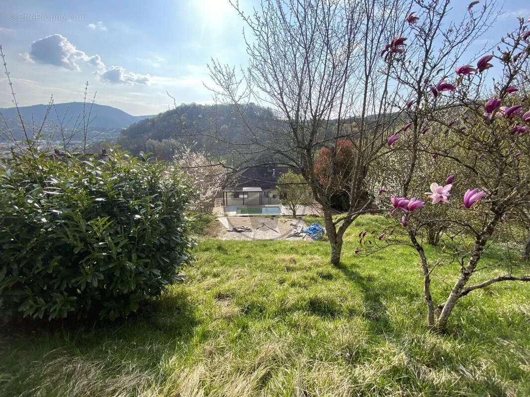 Maison à BAUME-LES-DAMES