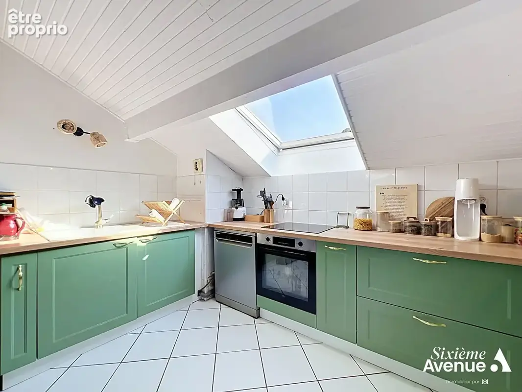 Appartement Sérézin Du Rhône 85m² utiles, cave et stationnement - photo 3