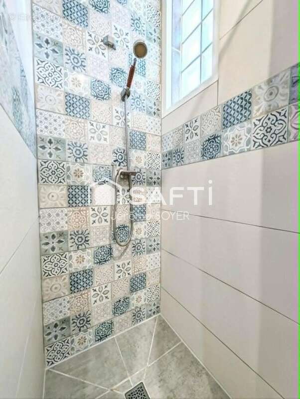 Photo 9 - Maison à SORGUES