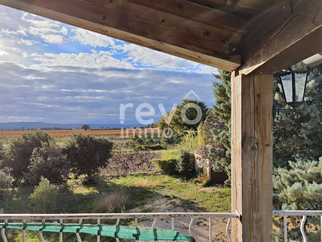 Maison à LA BAUME-DE-TRANSIT