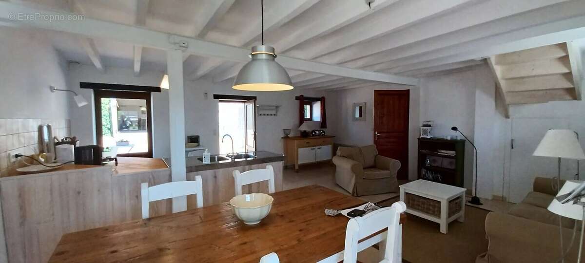 Maison à BOUSSAC-BOURG