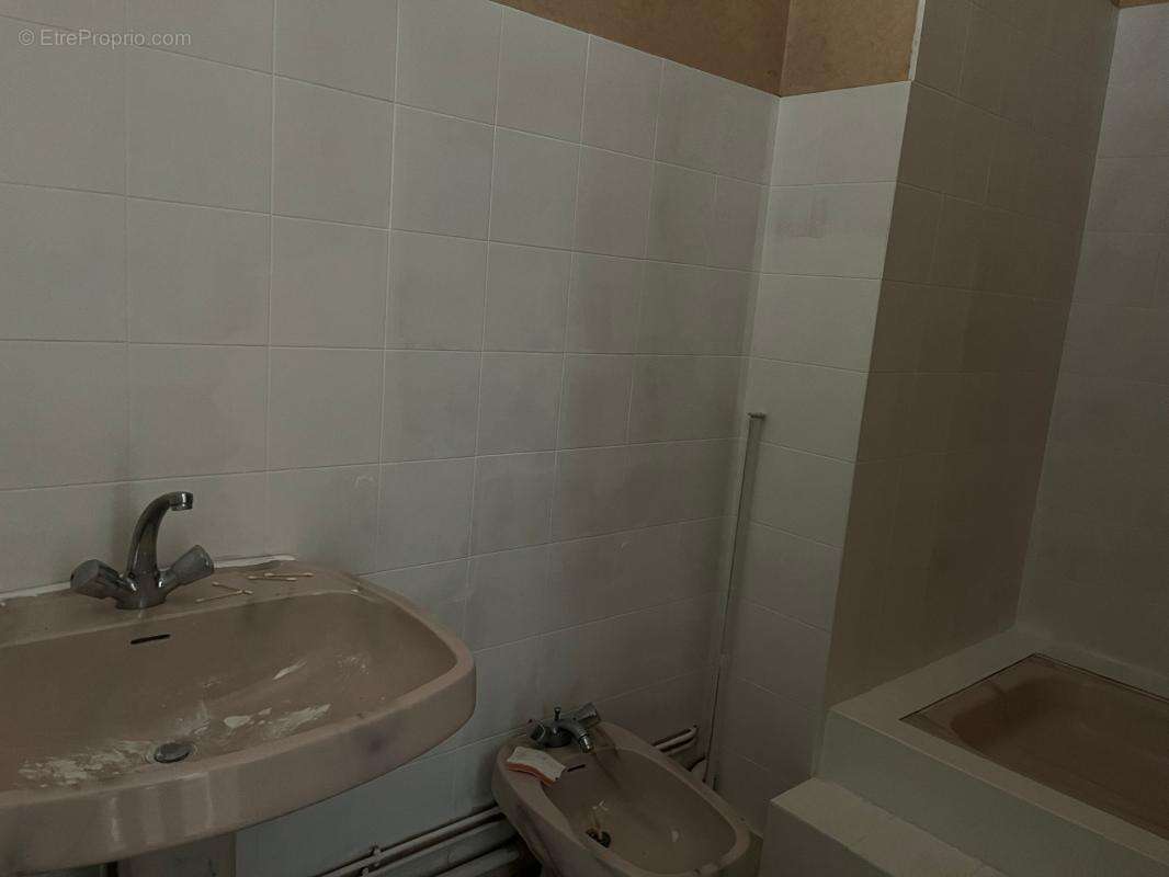 Maison 300 m² avec garage 72 m² à rénover Libourne - photo 23