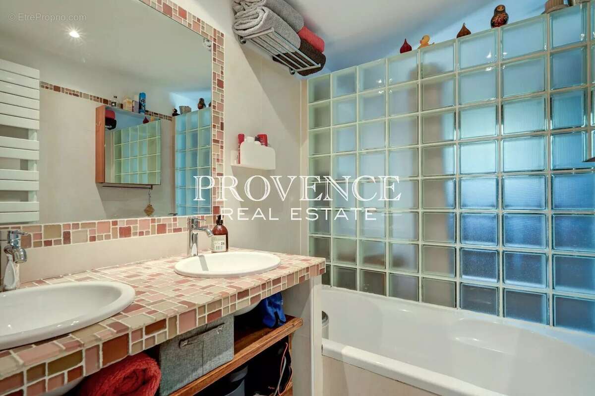 Maison à MARSEILLE-9E