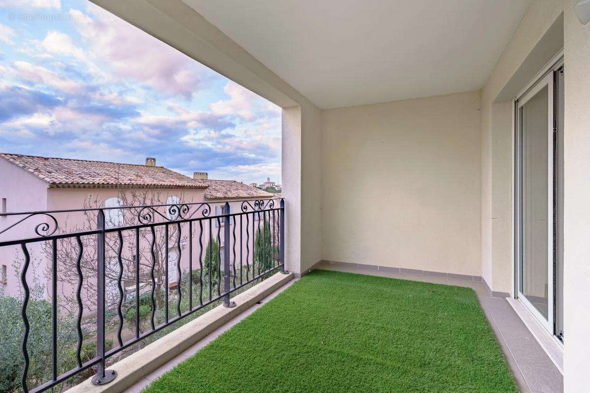 Appartement à MALLEMORT