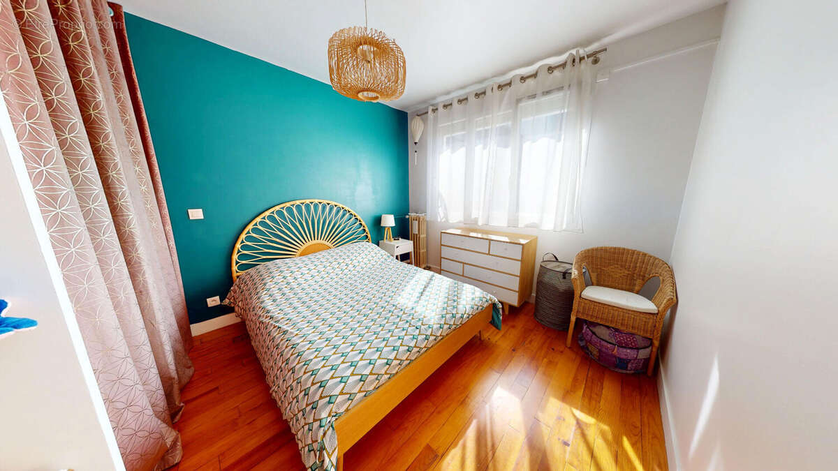 Appartement à AUBERVILLIERS