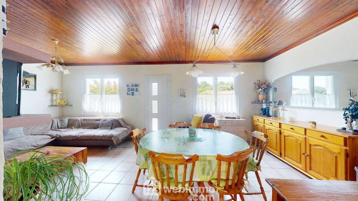 Séjour - Maison à SAINT-VINCENT-SUR-JARD