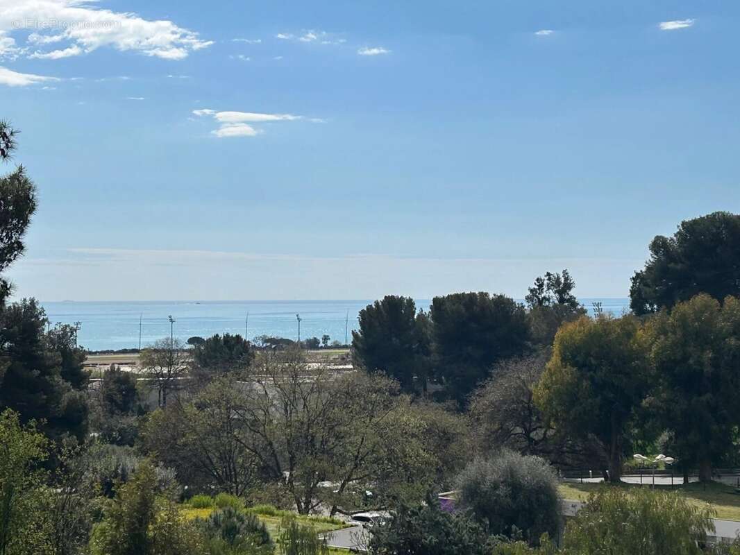 Appartement à CAGNES-SUR-MER
