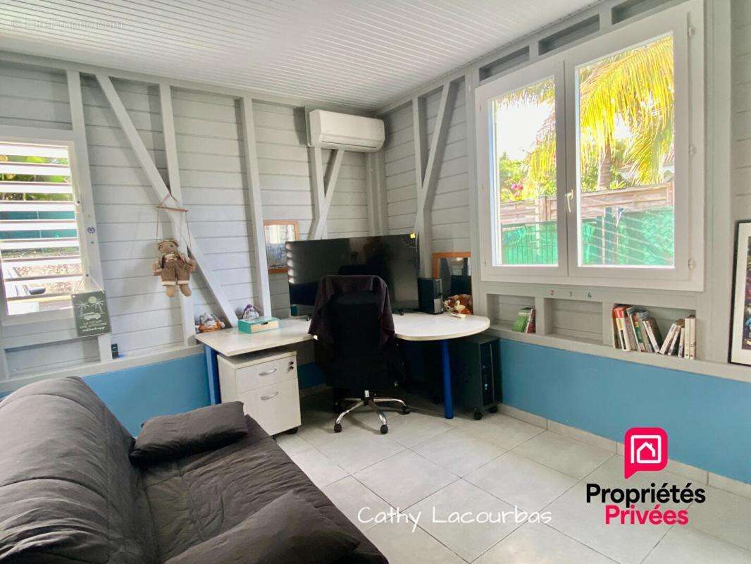 Appartement à PETIT-BOURG