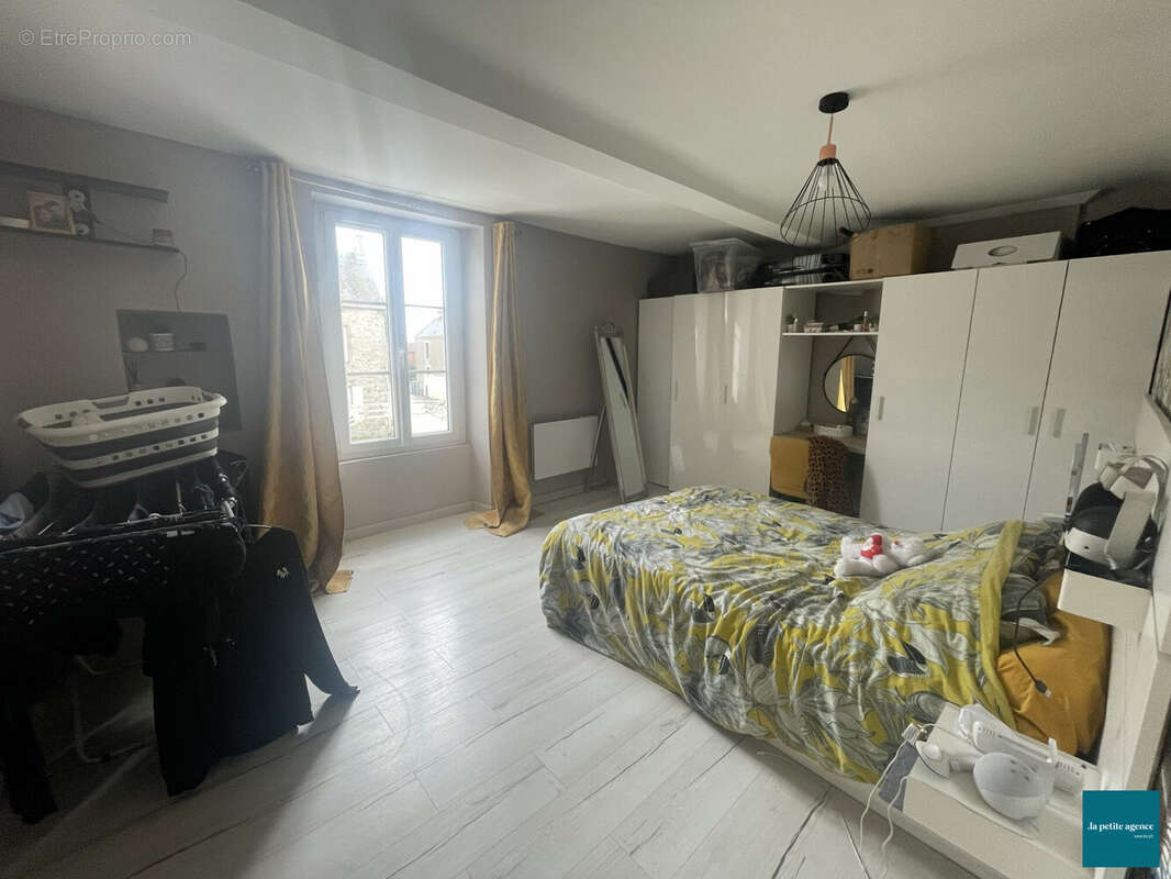 Maison à SUBLES