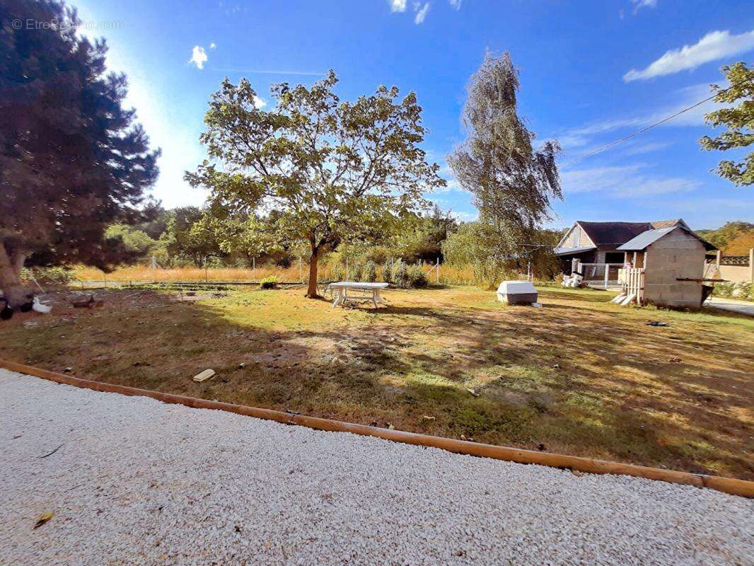 Maison à CHAUMUSSAY