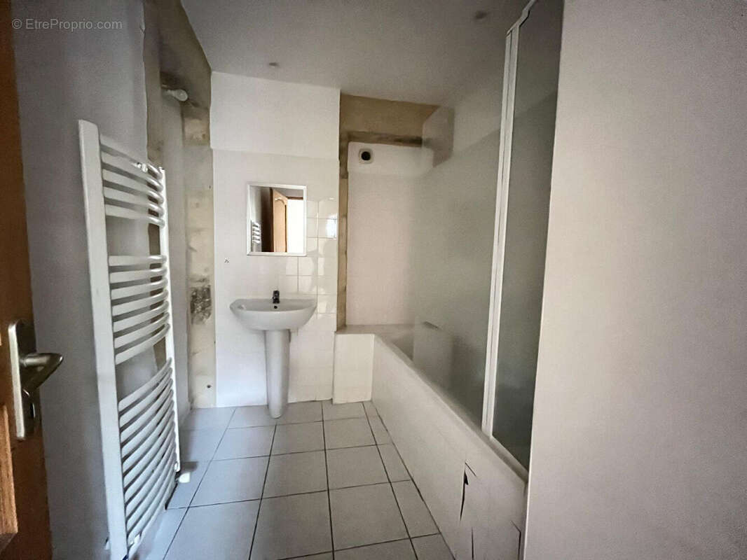 Appartement à CALVISSON