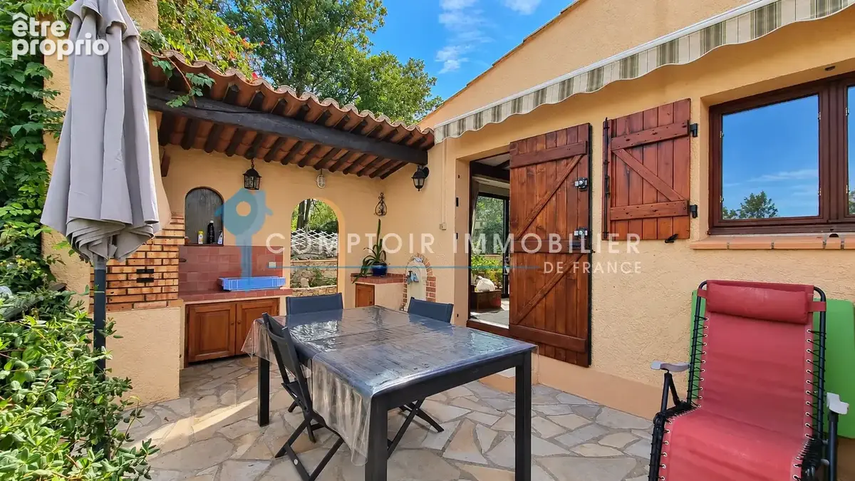 VAR (83) - À VENDRE - FLAYOSC - Villa 3 chambres avec vue dominante sur les collines de Flayosc - photo 18