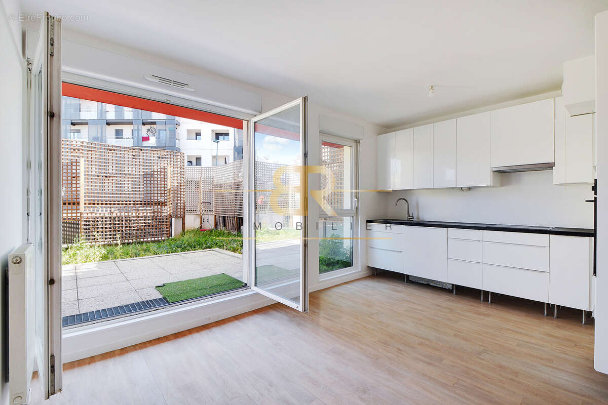 Appartement à GENNEVILLIERS