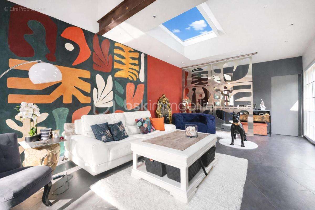 EXCLUSIVITÉ – Appartement d’exception avec Patio de 100m² – Hyper Centre de Villefranche-sur-Saône - photo 8