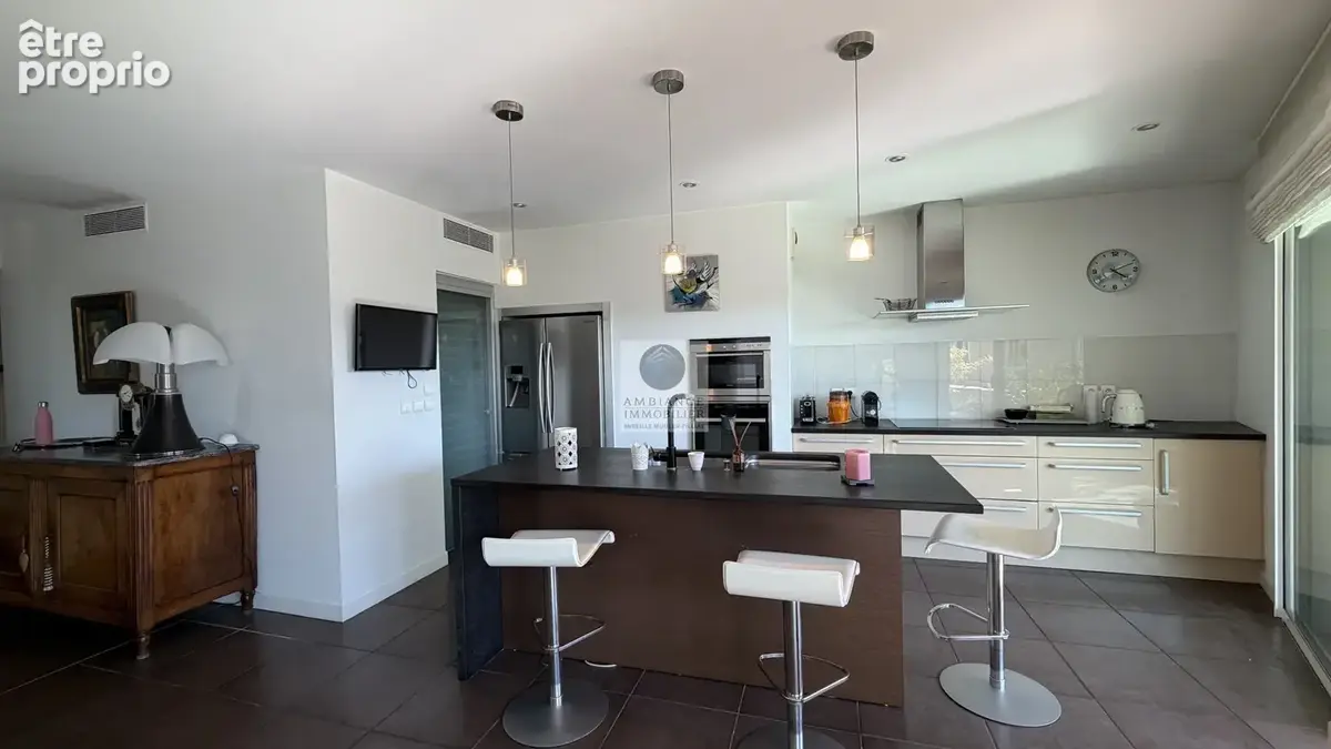 Lumière et élégance au coeur d'un quartier résidentiel - photo 28
