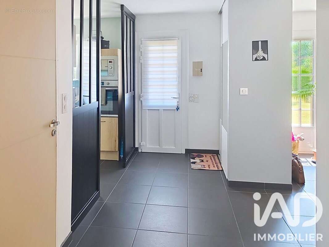 Maison 90 m² à Eturqueraye  - photo 2