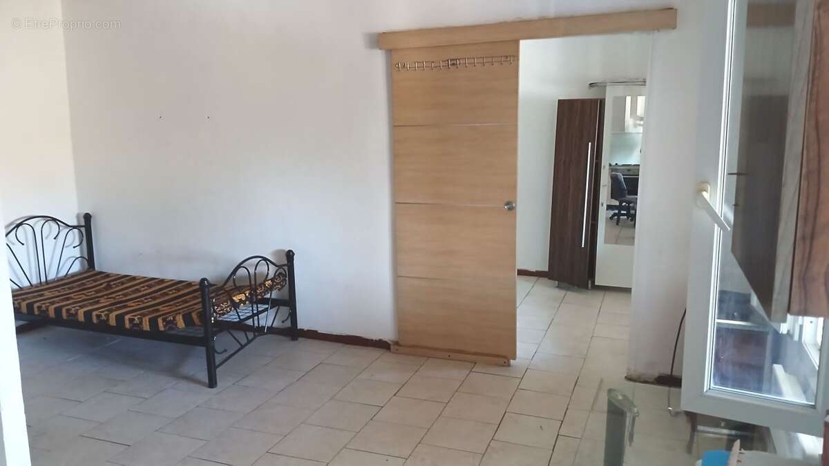 Appartement 35 m² à Marseille-3e  - photo 5