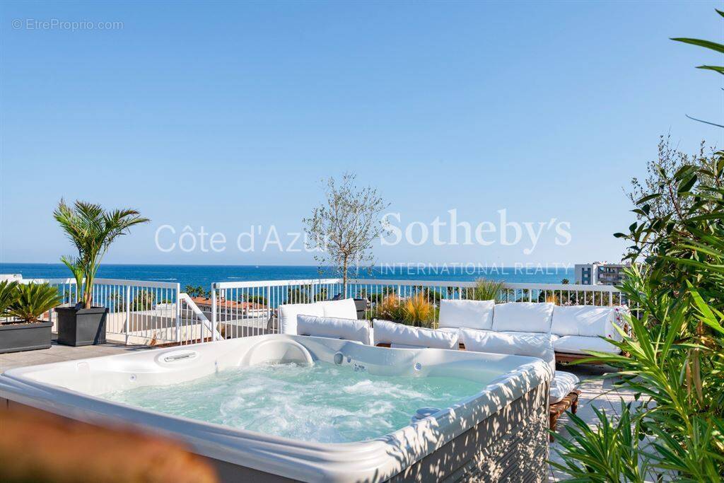 Appartement à CAGNES-SUR-MER