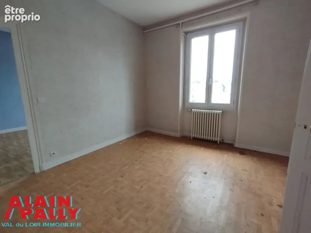 Cloyes centre - photo 10