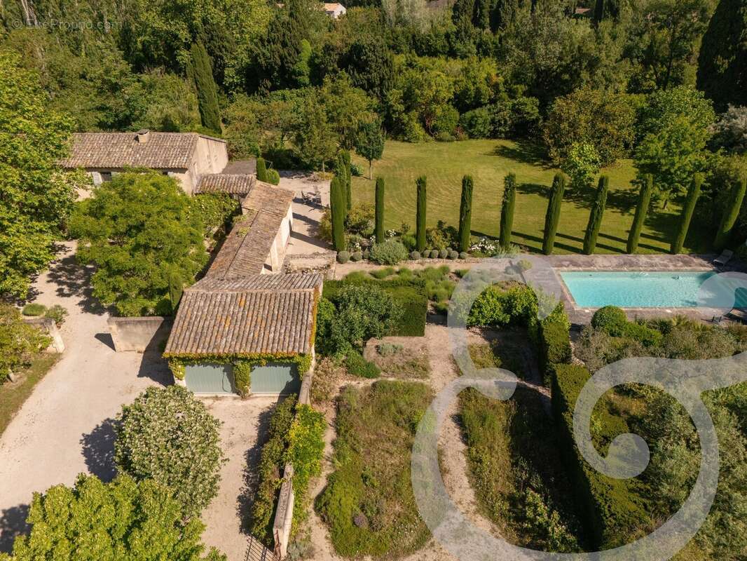 Maison à SAINT-REMY-DE-PROVENCE