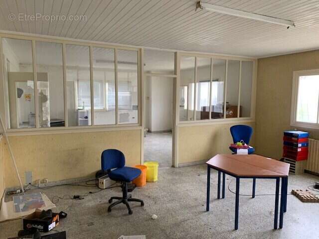 Commerce à L'ISLE-D'ESPAGNAC