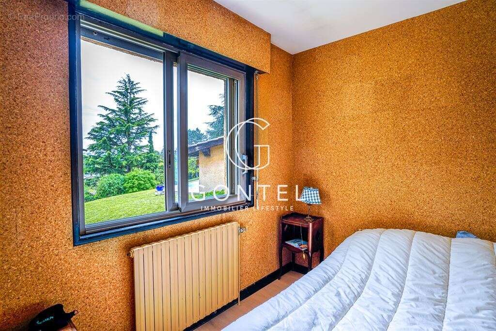 Maison à SAINT-CYR-AU-MONT-D'OR