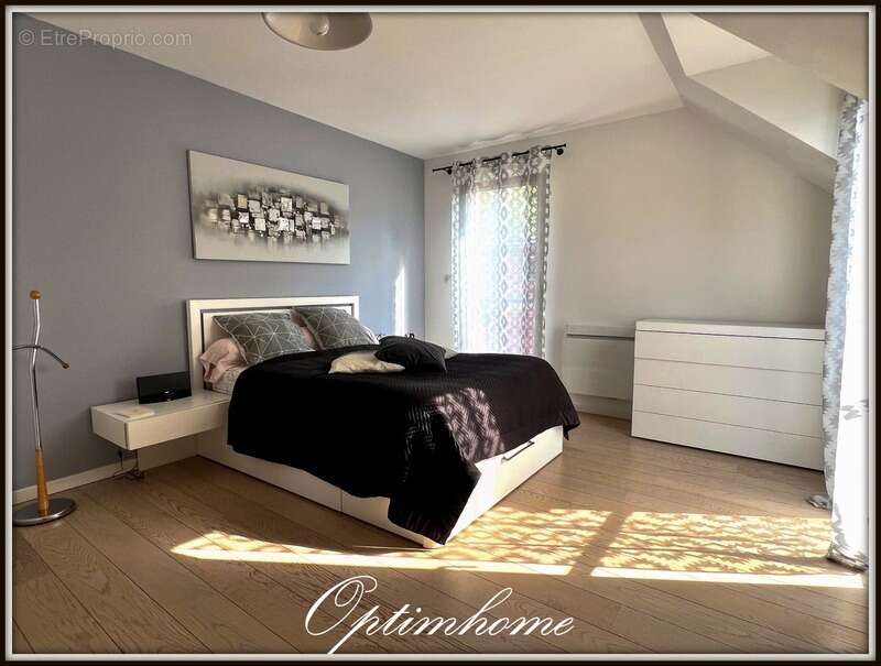 Maison à LA CHAPELLE-SUR-ERDRE