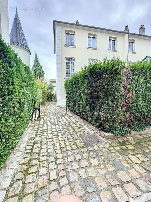 Appartement à SAINT-CLOUD