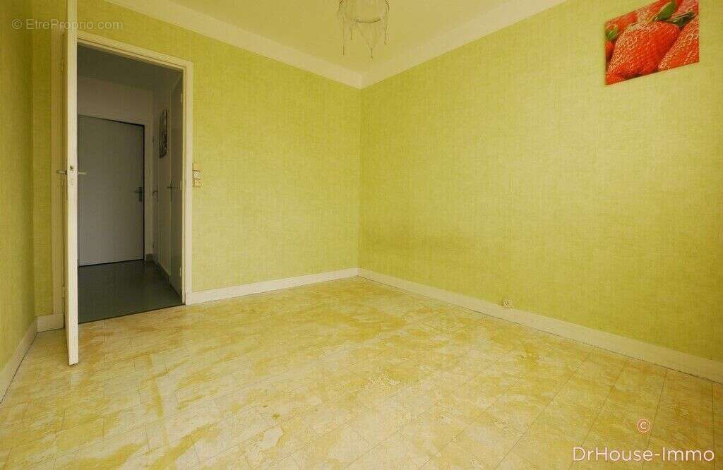 Appartement 77 m² à Troyes  - photo 7