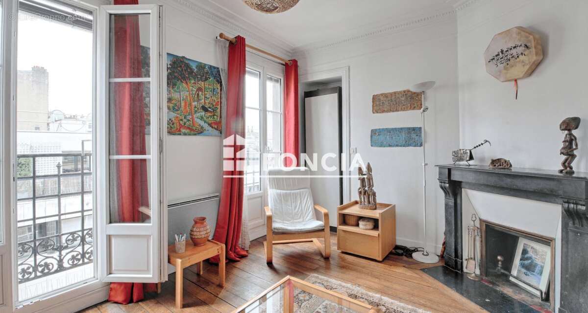 Appartement à PARIS-14E