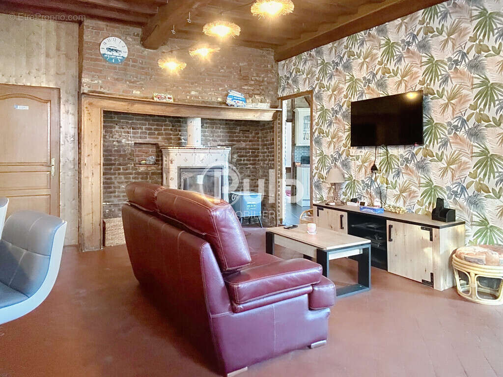 Maison à BRAILLY-CORNEHOTTE