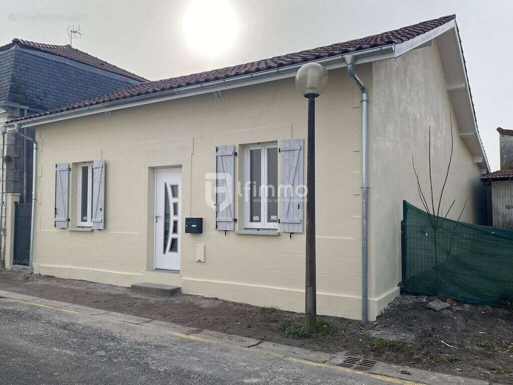 Maison à LABOUHEYRE