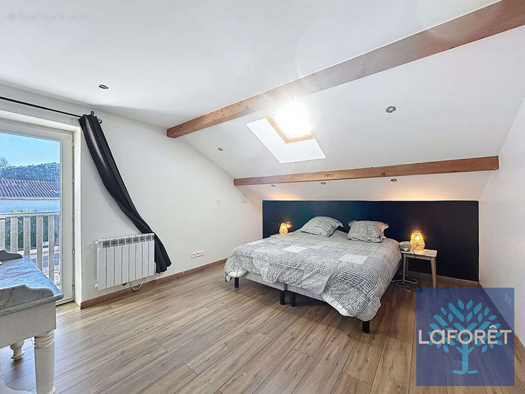 Maison à SAINT-GEOURS-DE-MAREMNE