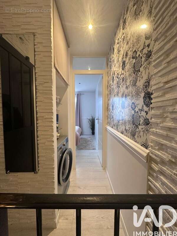 Photo 8 - Appartement à ROQUEBRUNE-SUR-ARGENS