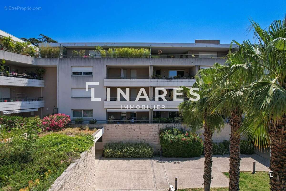 BIJOU CANDOLLE - Appartement traversant T3 de 71m2 - Terrasse - Garage - Vue panoramique - 13012 - photo 11