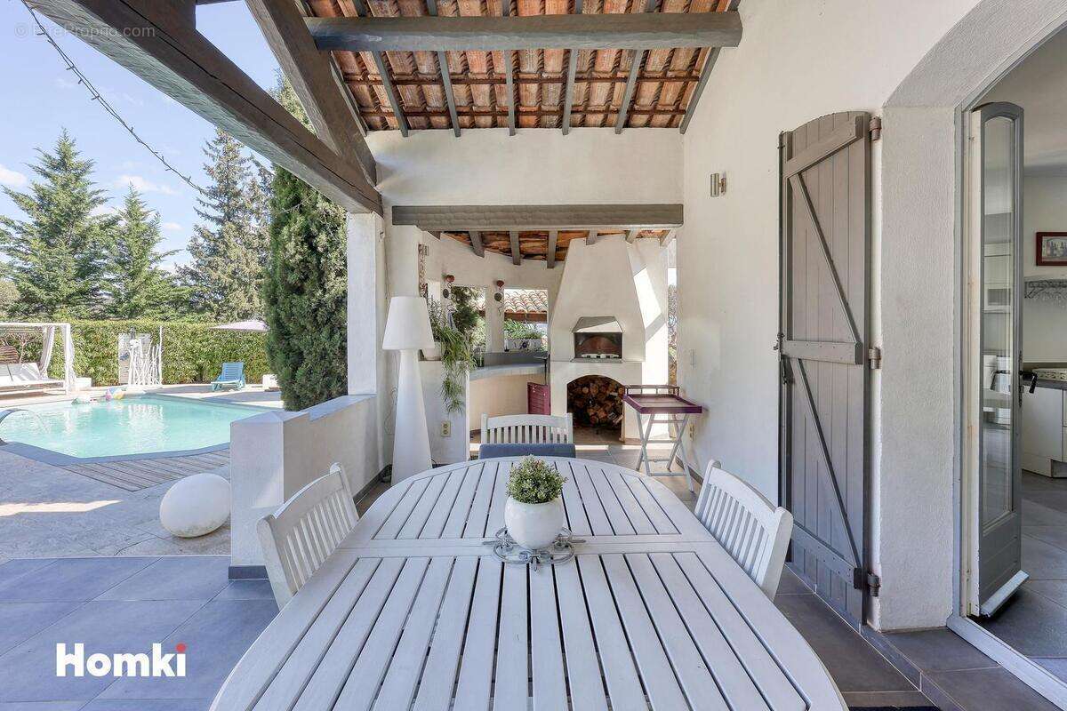 Maison à SOLLIES-VILLE